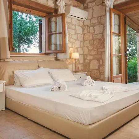 Aloni Villa