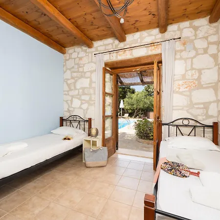 Aloni Villa *